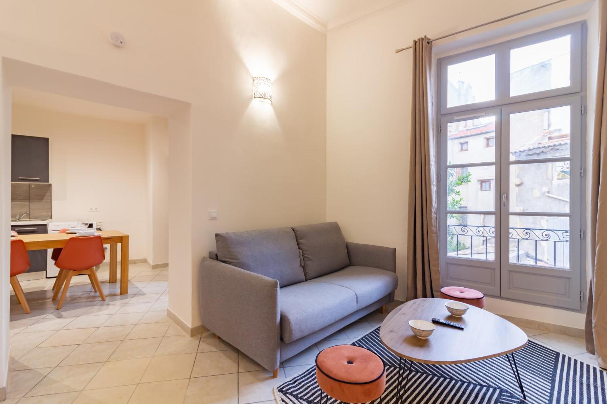 Spacieux Appartement En Plein Coeur De Безие Екстериор снимка