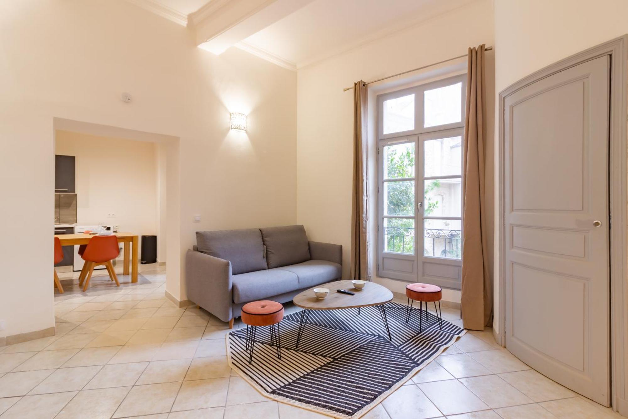 Spacieux Appartement En Plein Coeur De Безие Екстериор снимка